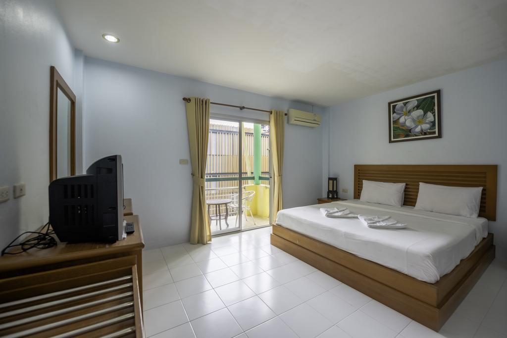 Simply Hotel หาดกะตะ ภายนอก รูปภาพ